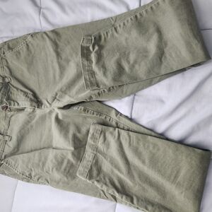 Aeropostale Men's Cargo Pants in Olive